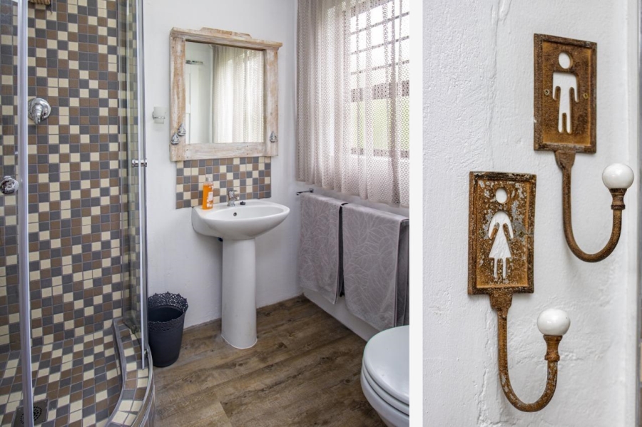 5 Bedroom Property for Sale in Perlemoenbaai Western Cape